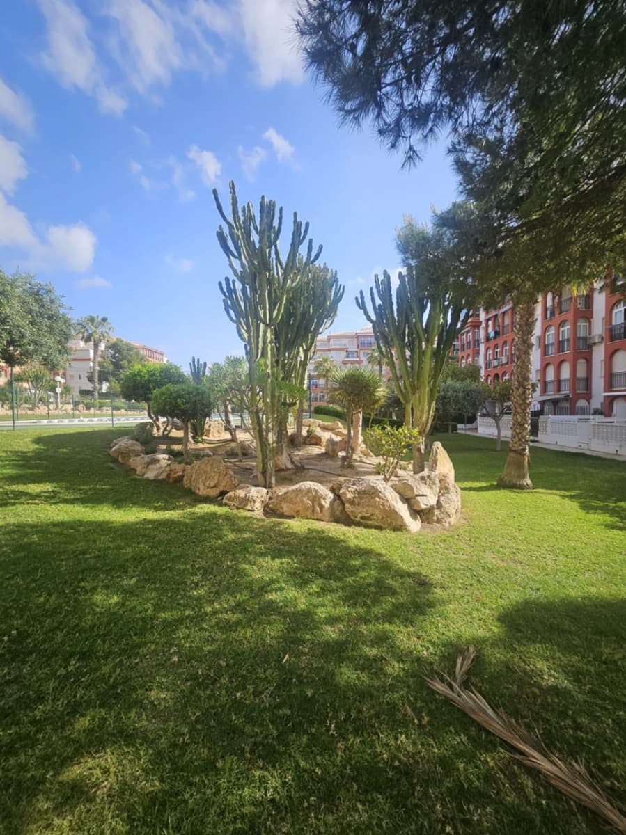 2 camera da letto Appartamento in vendita in Torrevieja con piscina garage - 189.900 € (Rif: 9415163)