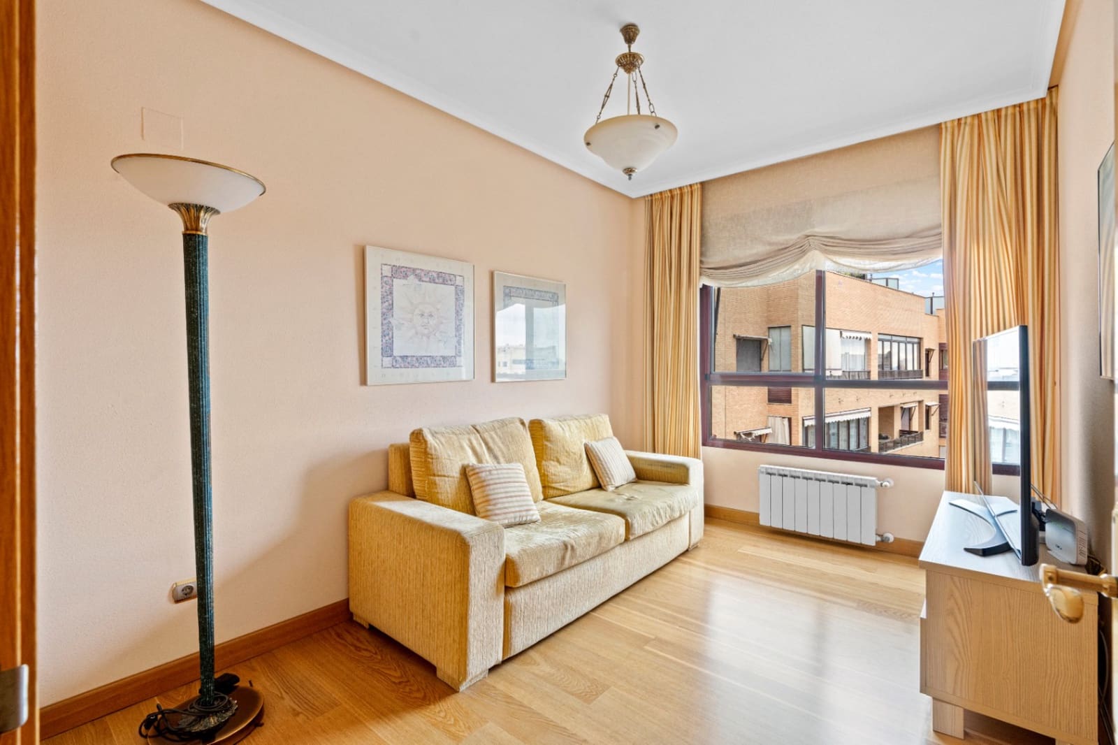 4 soverom Penthouse til salgs i Alicante by med svømmebasseng garasje - € 795 000 (Ref: 9449994)