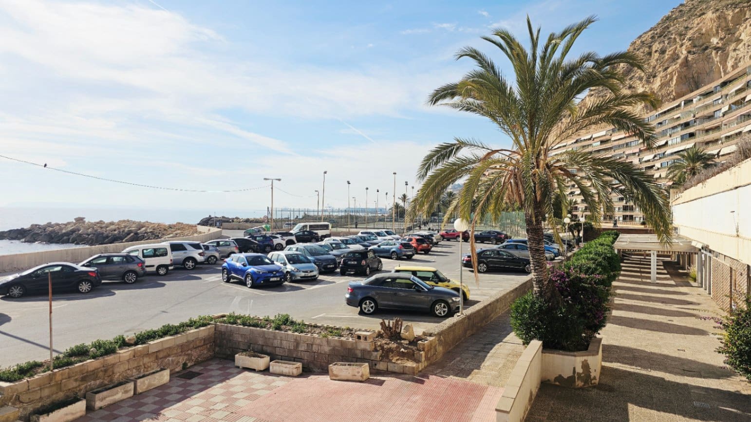 1 bedroom Apartment for sale in Alicante / Alacant city - € 179,000 (Ref: 9491676)