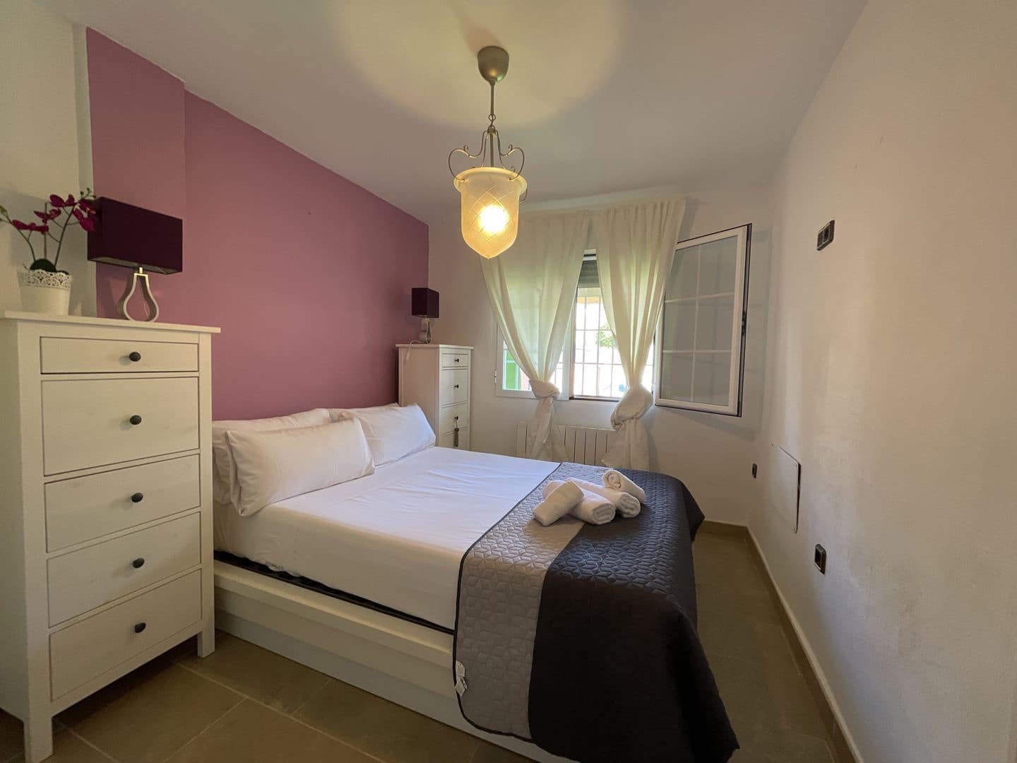 Bungalow de 3 habitaciones en Santa Pola en alquiler con piscina garaje - 1.050 € (Ref: 9590386)