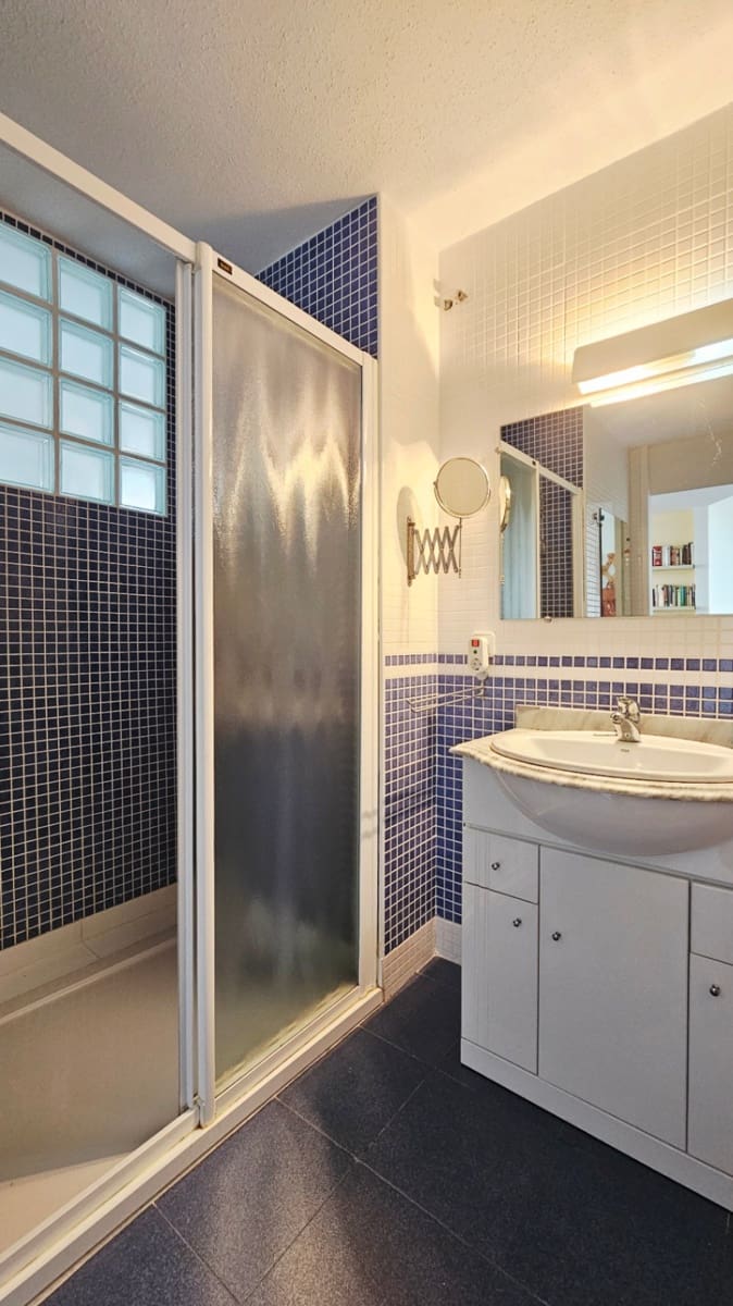 Apartamento de 4 habitaciones en Alicante / Alacant ciudad en venta con garaje - 550.000 € (Ref: 9617123)