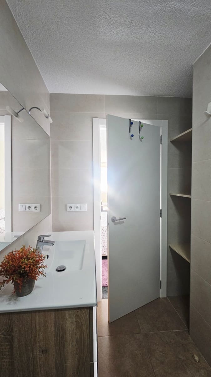 Apartamento de 4 habitaciones en Alicante / Alacant ciudad en venta con garaje - 550.000 € (Ref: 9617123)