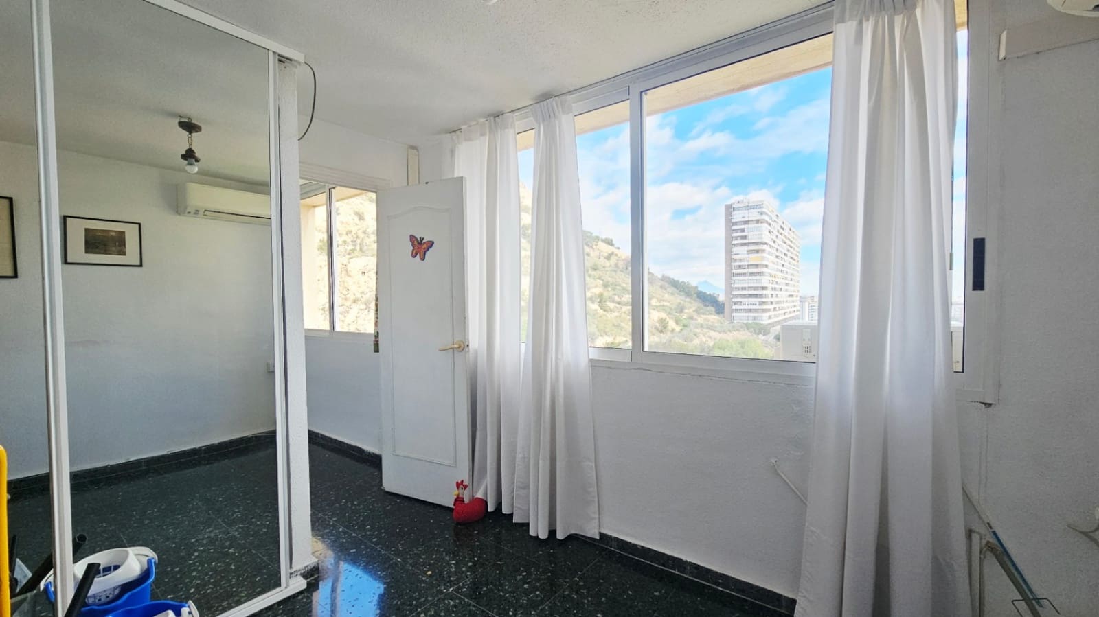 Apartamento de 4 habitaciones en Alicante / Alacant ciudad en venta con garaje - 550.000 € (Ref: 9617123)