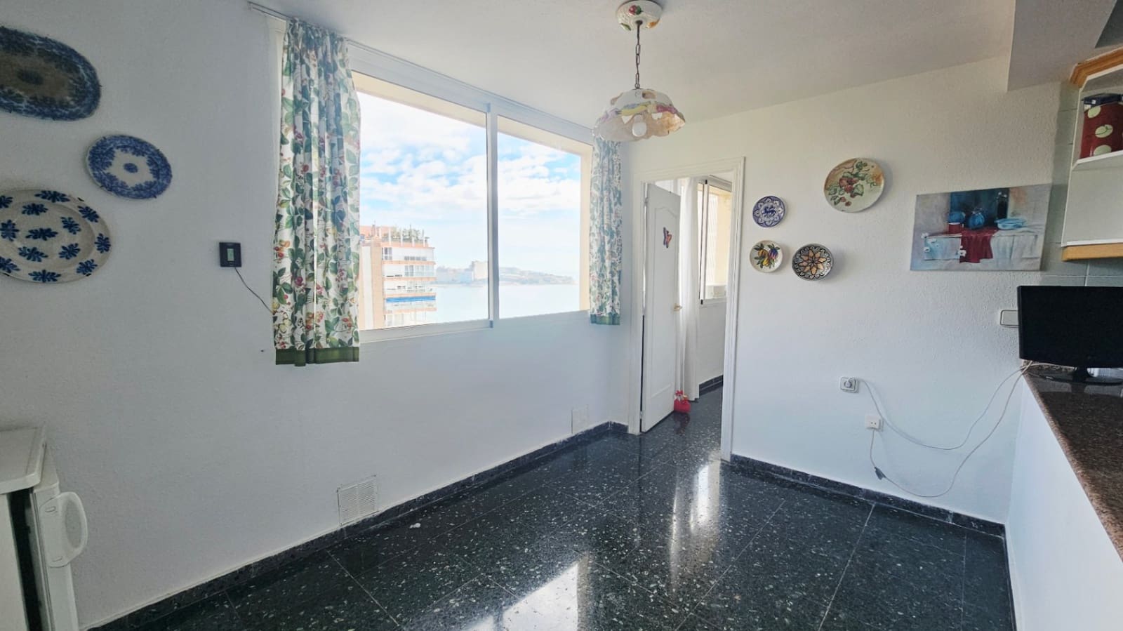 Apartamento de 4 habitaciones en Alicante / Alacant ciudad en venta con garaje - 550.000 € (Ref: 9617123)