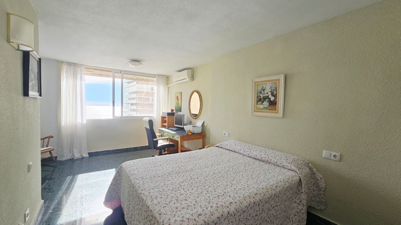 Apartamento de 4 habitaciones en Alicante / Alacant ciudad en venta con garaje - 550.000 € (Ref: 9617123)