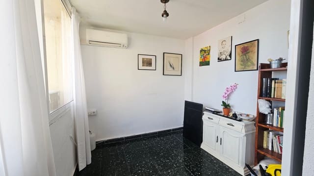 Apartamento de 4 habitaciones en Albufereta, Alicante / Alacant ciudad en venta con garaje - 550.000 € (Ref: 9617123)