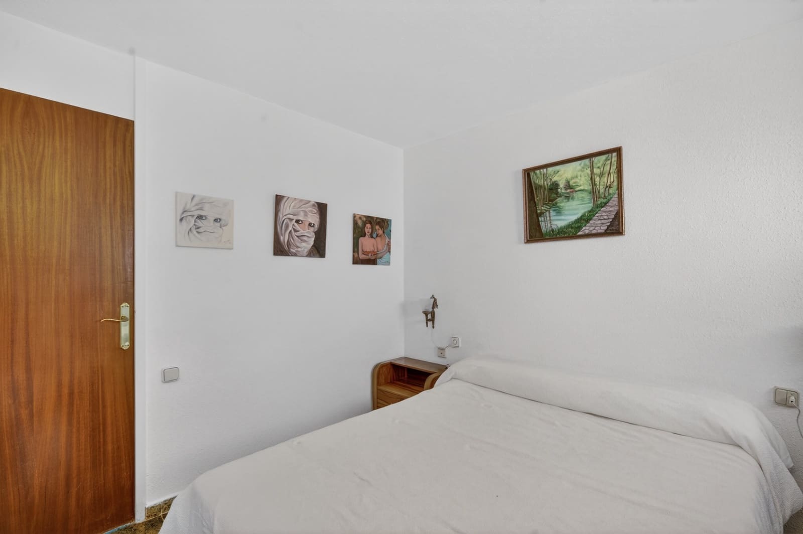 4 bedroom Apartment for sale in Alicante / Alacant city with garage - € 498,000 (Ref: 9617123)