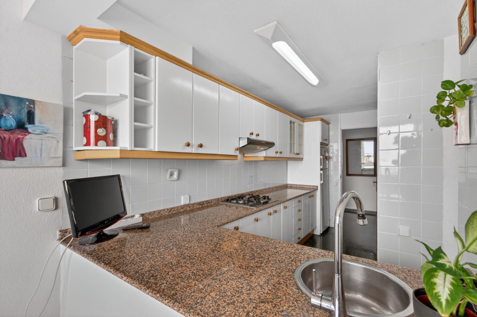 4 bedroom Apartment for sale in Alicante / Alacant city with garage - € 498,000 (Ref: 9617123)