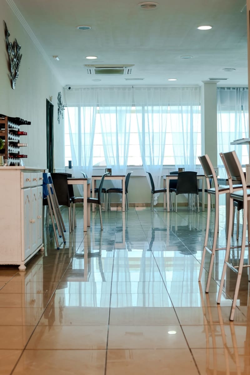 Kommersiell til leie i Santa Pola - € 1 280 (Ref: 9626602)