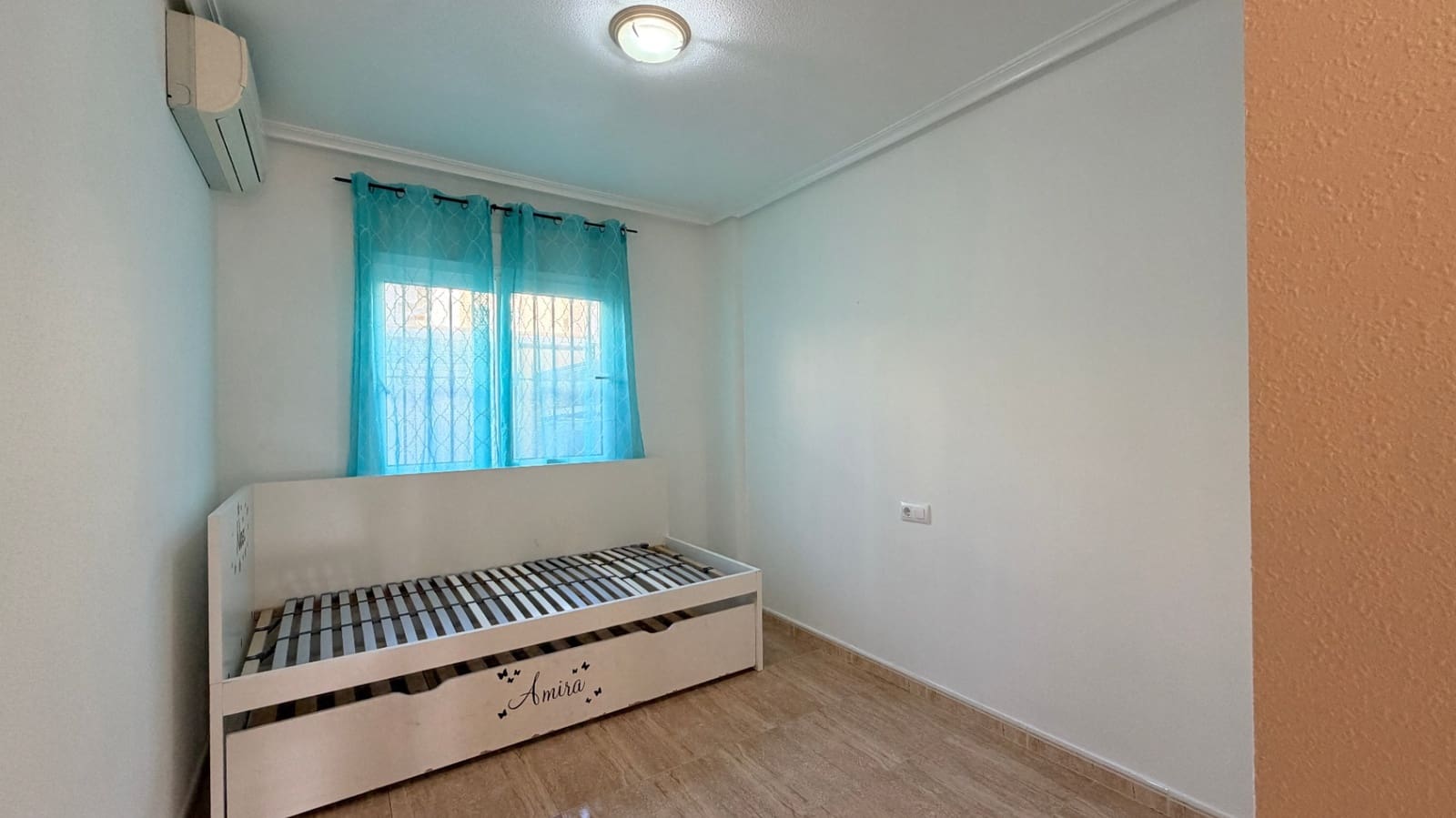 2 Zimmer Reihenhaus zu verkaufen in Torrevieja mit Pool - 195.000 € (Ref: 9637996)