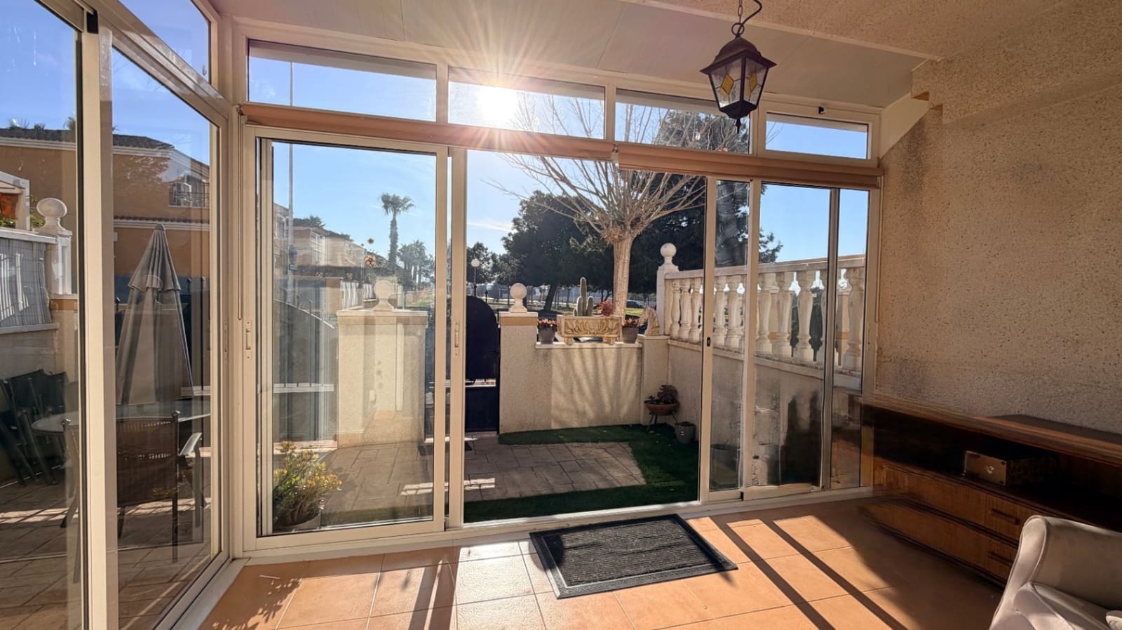 2 sypialnia Dom szeregowy na sprzedaż w Torrevieja z basenem - 195 000 € (Ref: 9637996)