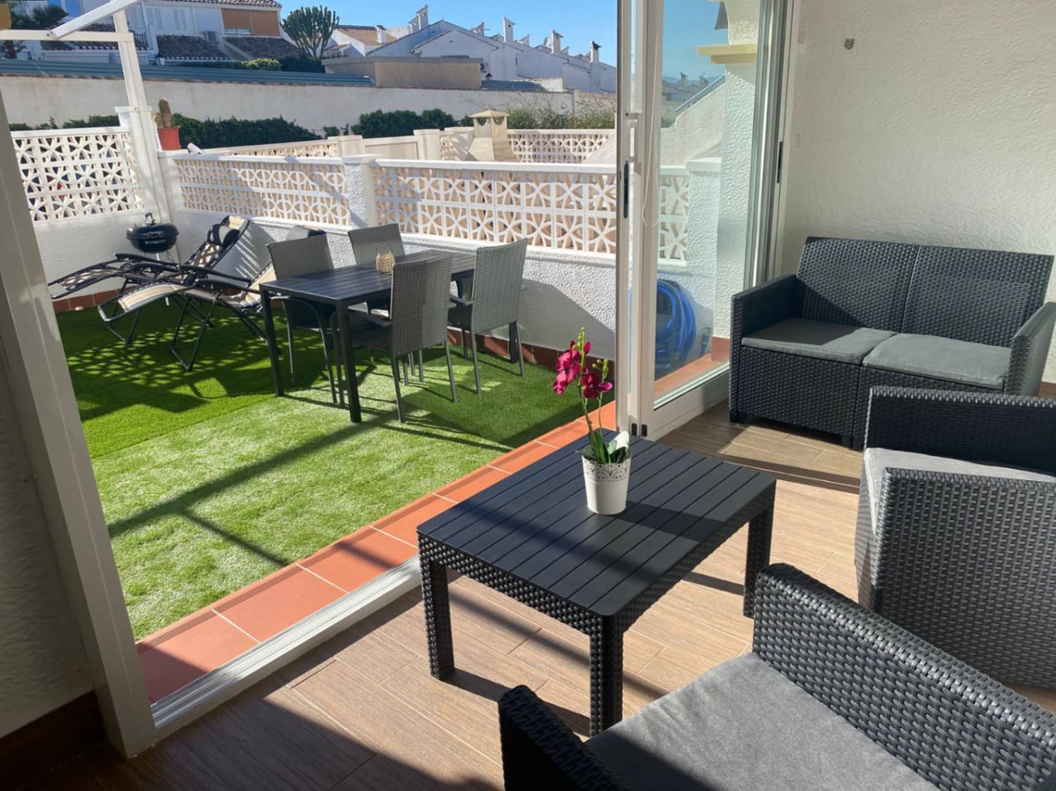 Apartamento de 2 habitaciones en Santa Pola en alquiler - 900 € (Ref: 9671279)