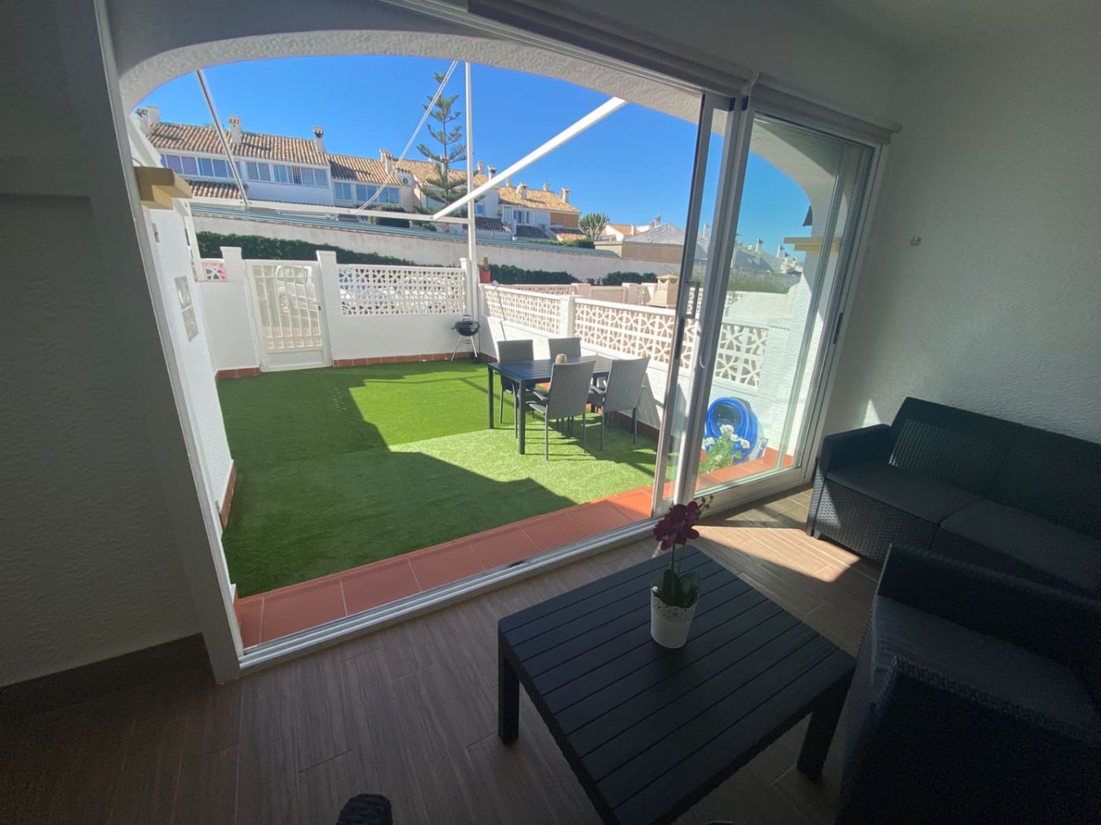 Apartamento de 2 habitaciones en Santa Pola en alquiler - 900 € (Ref: 9671279)