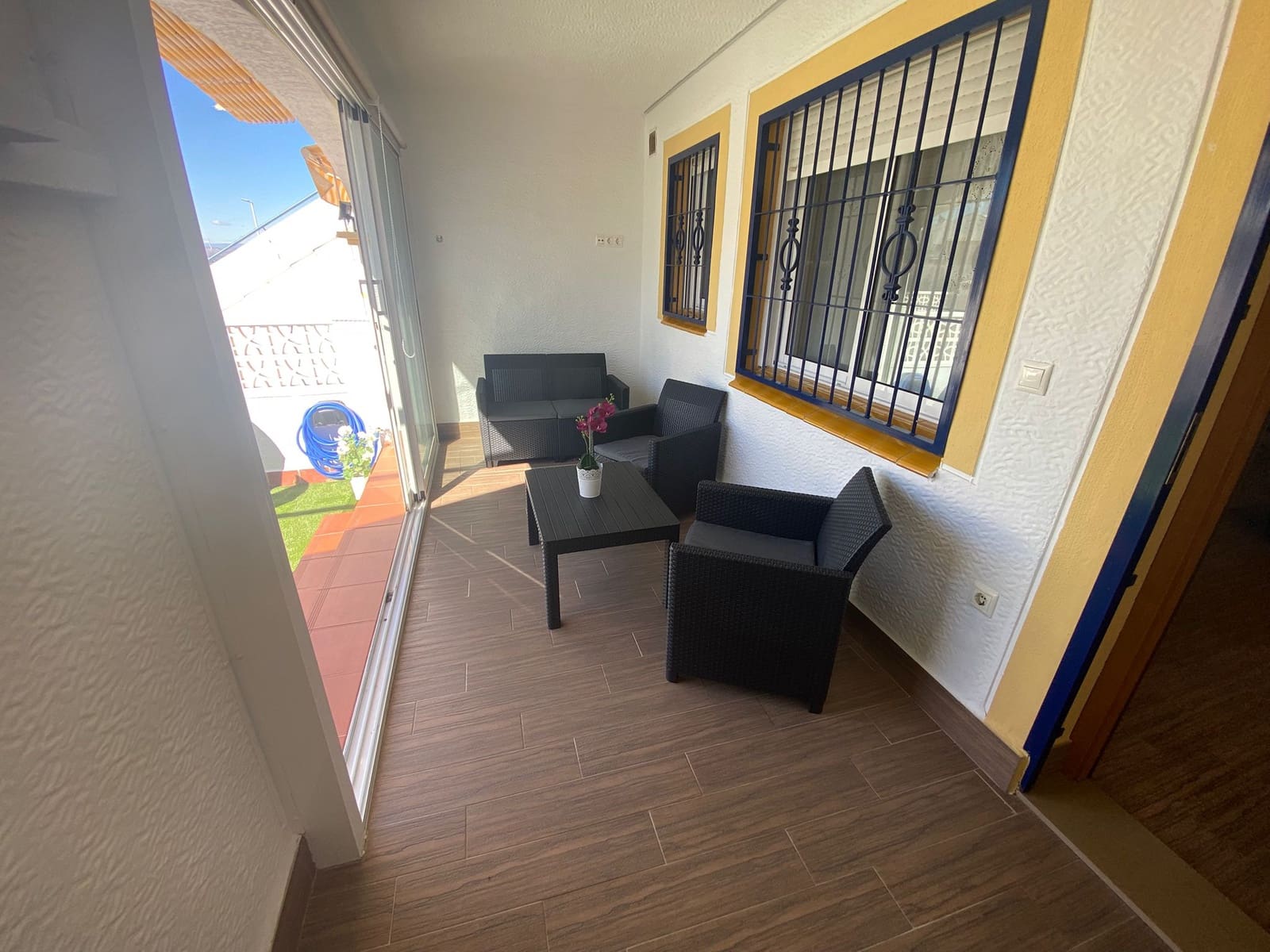Apartamento de 2 habitaciones en Santa Pola en alquiler - 900 € (Ref: 9671279)
