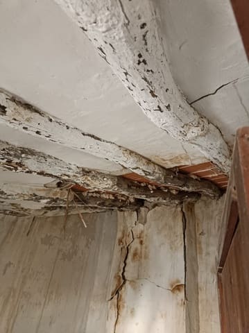 4 Zimmer Reihenhaus zu verkaufen in Jijona / Xixona - 68.000 € (Ref: 9672319)