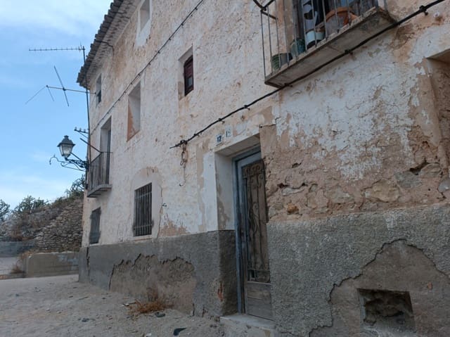 4 Zimmer Reihenhaus zu verkaufen in Jijona / Xixona - 68.000 € (Ref: 9672319)