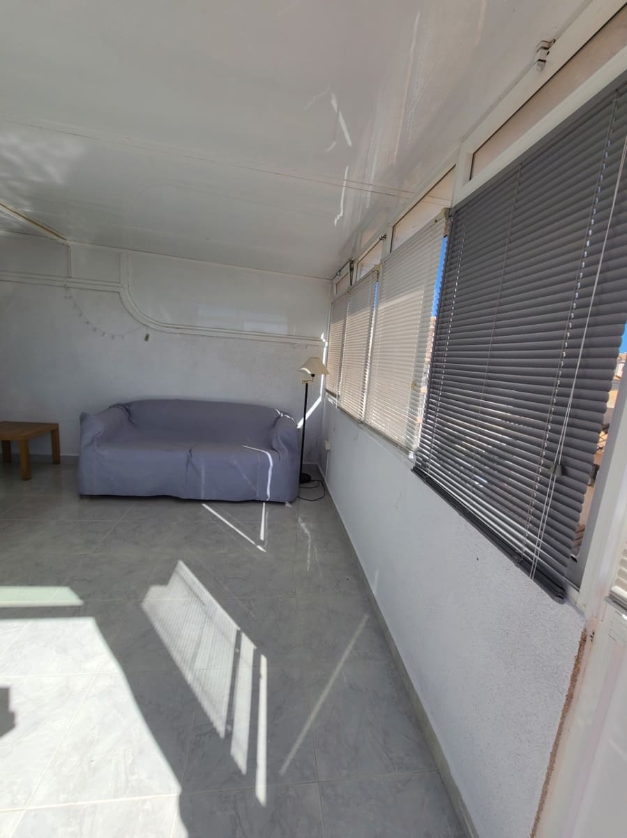 Bungalow à louer à Playa Flamenca avec piscine - 780 € (Ref: 9678208)