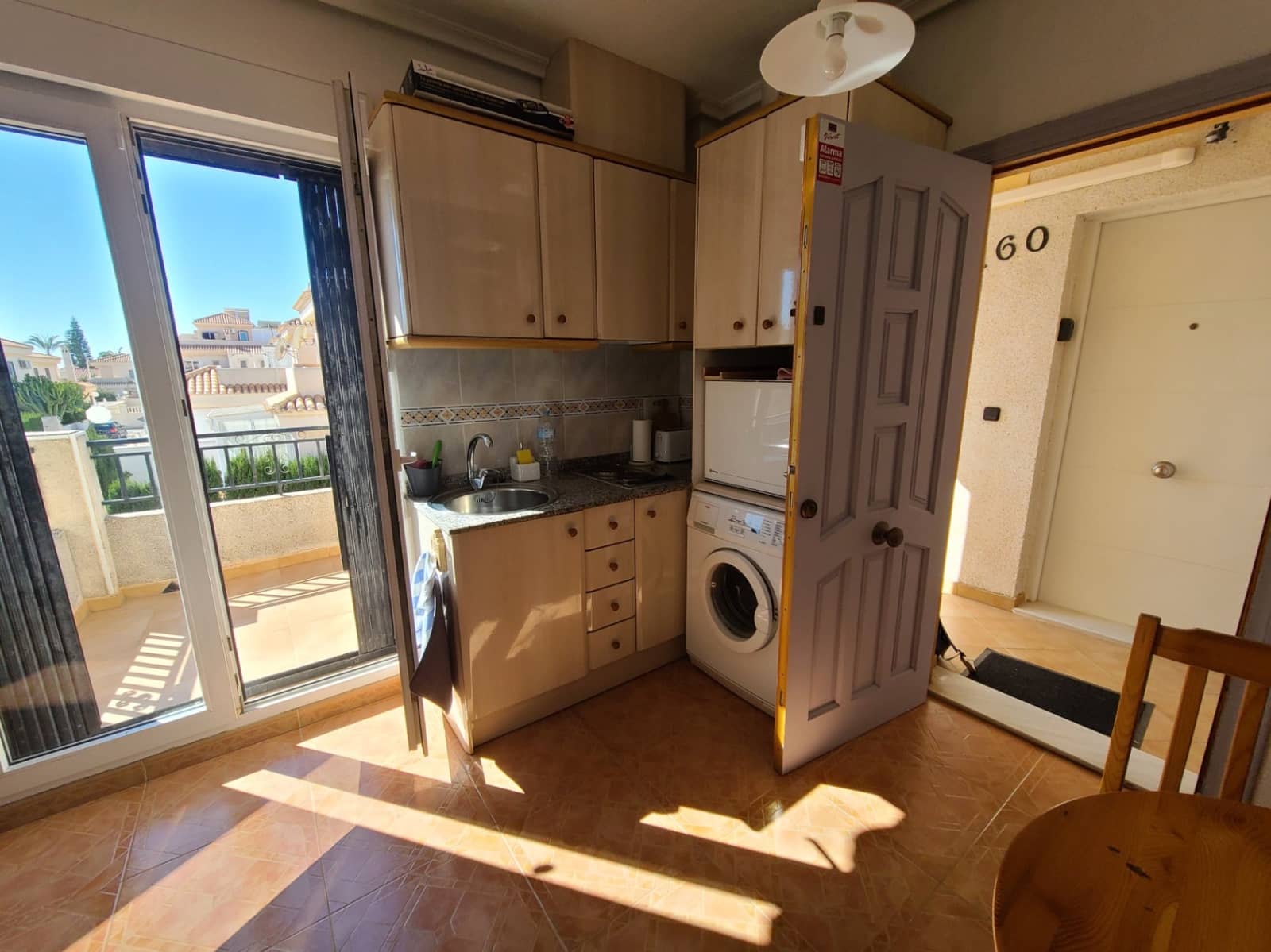 Bungalow à louer à Playa Flamenca avec piscine - 780 € (Ref: 9678208)