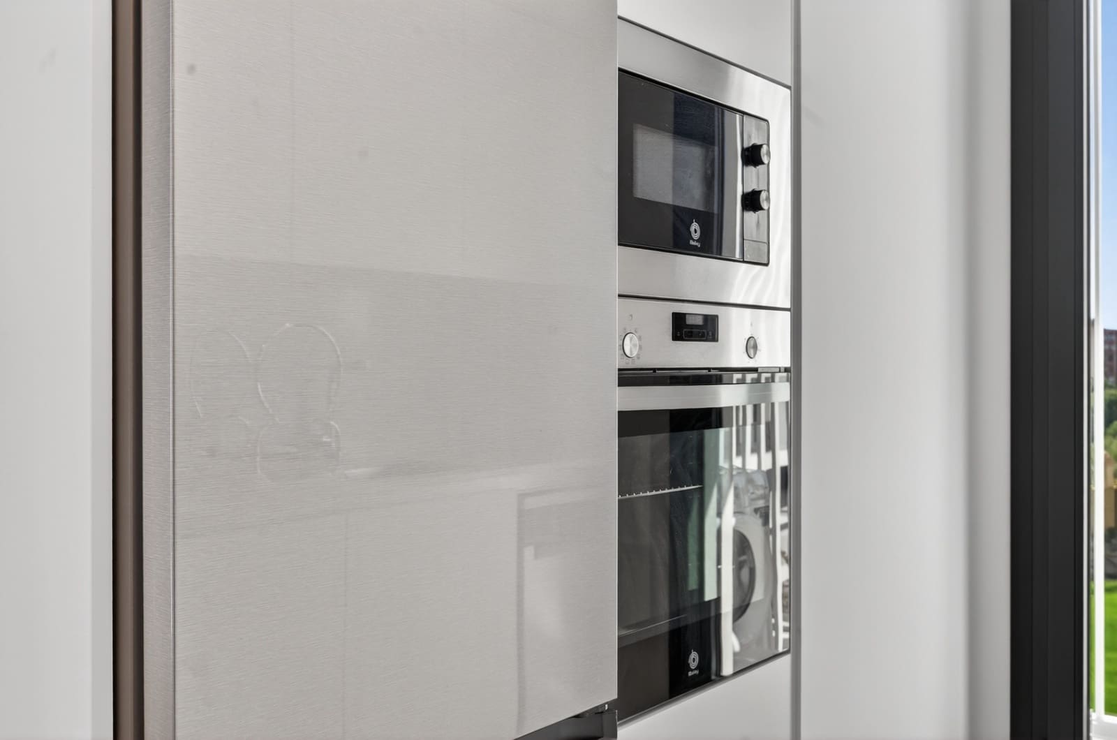 Apartamento de 3 habitaciones en Alicante / Alacant ciudad en alquiler con piscina garaje - 1.600 € (Ref: 9751102)