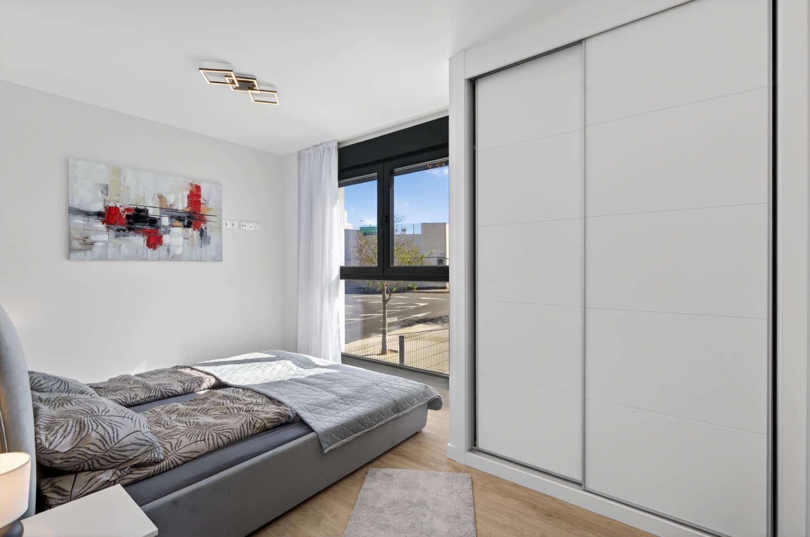 Apartamento de 3 habitaciones en Alicante / Alacant ciudad en alquiler con piscina garaje - 1.600 € (Ref: 9751102)