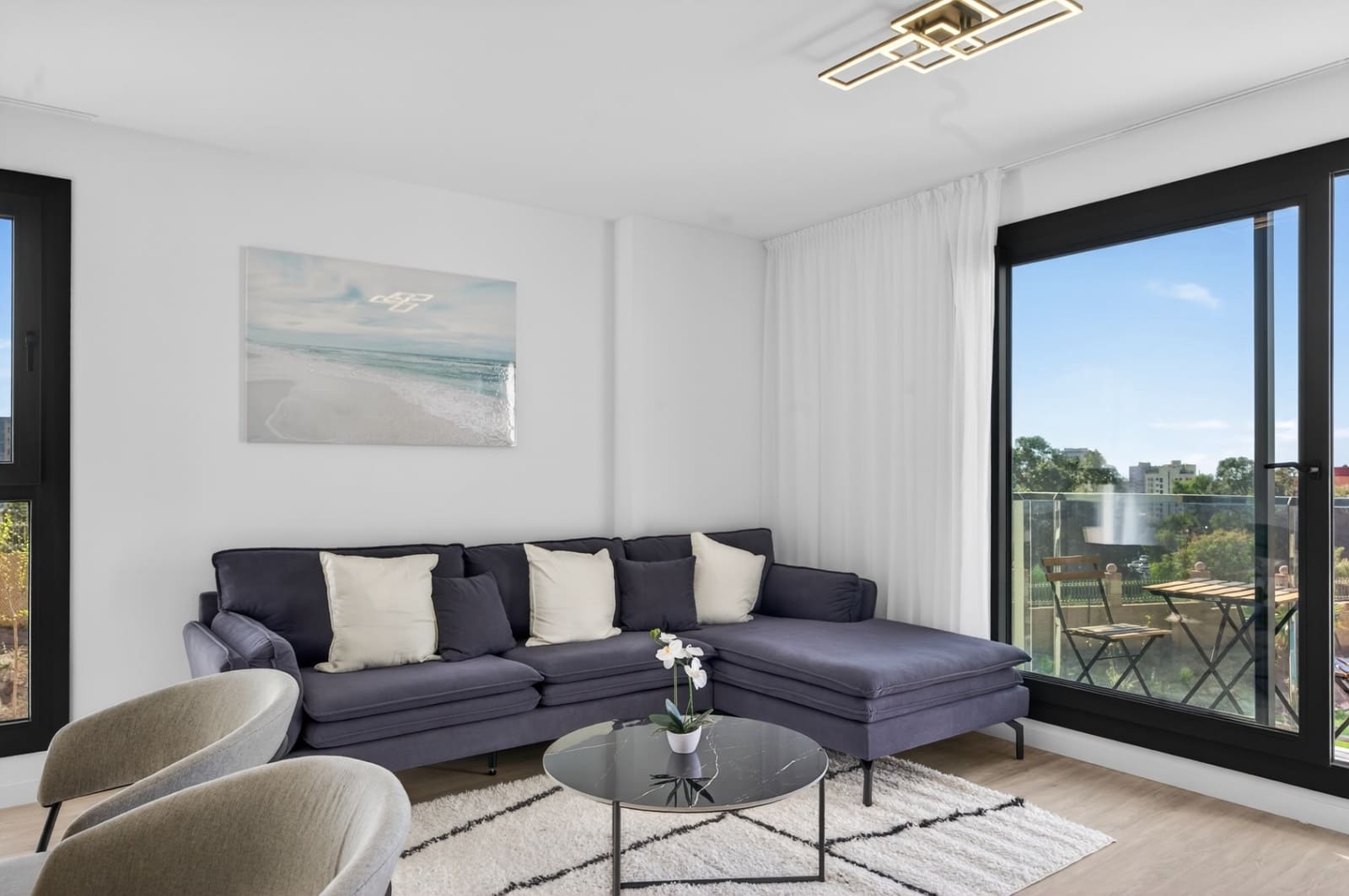 Apartamento de 3 habitaciones en Alicante / Alacant ciudad en alquiler con piscina garaje - 1.600 € (Ref: 9751102)