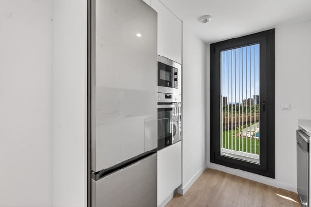 Apartamento de 3 habitaciones en San Blas, Alicante / Alacant ciudad en alquiler con piscina garaje - 1.600 € (Ref: 9751102)