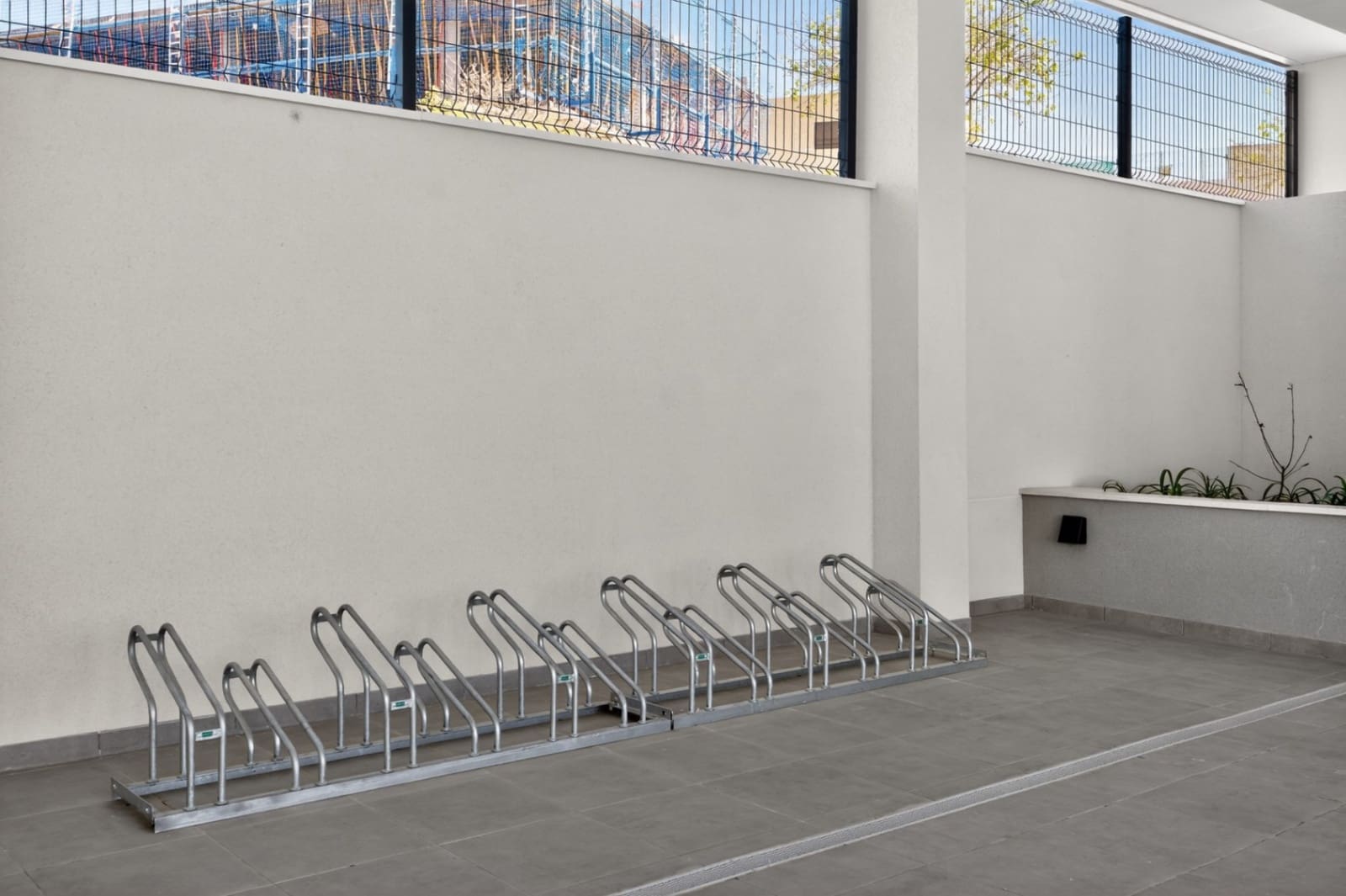 Apartamento de 3 habitaciones en Alicante / Alacant ciudad en alquiler con piscina garaje - 1.600 € (Ref: 9751102)