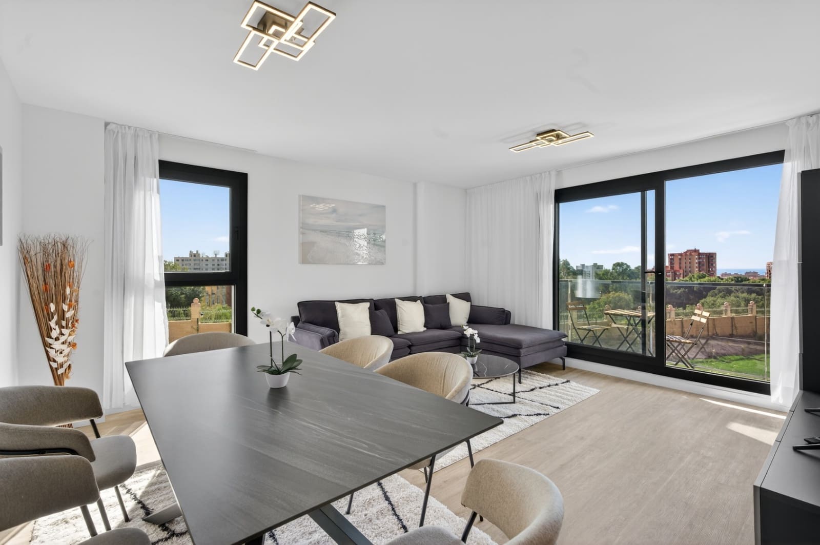 Apartamento de 3 habitaciones en Alicante / Alacant ciudad en alquiler con piscina garaje - 1.600 € (Ref: 9751102)