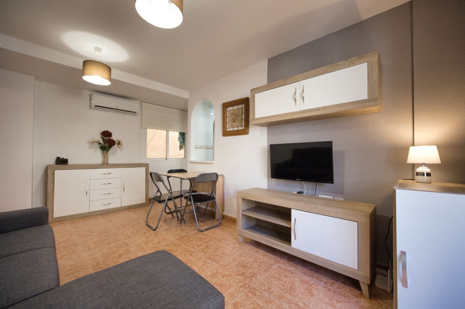 2 sovrum Lägenhet till salu i Torrevieja - 150 000 € (Ref: 9865550)