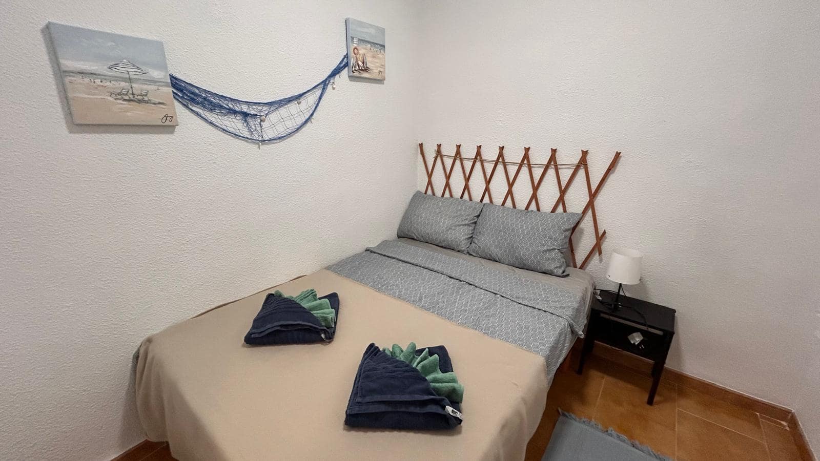 2 soverom Bungalow til leie i Gran Alacant med svømmebasseng - € 850 (Ref: 9944986)