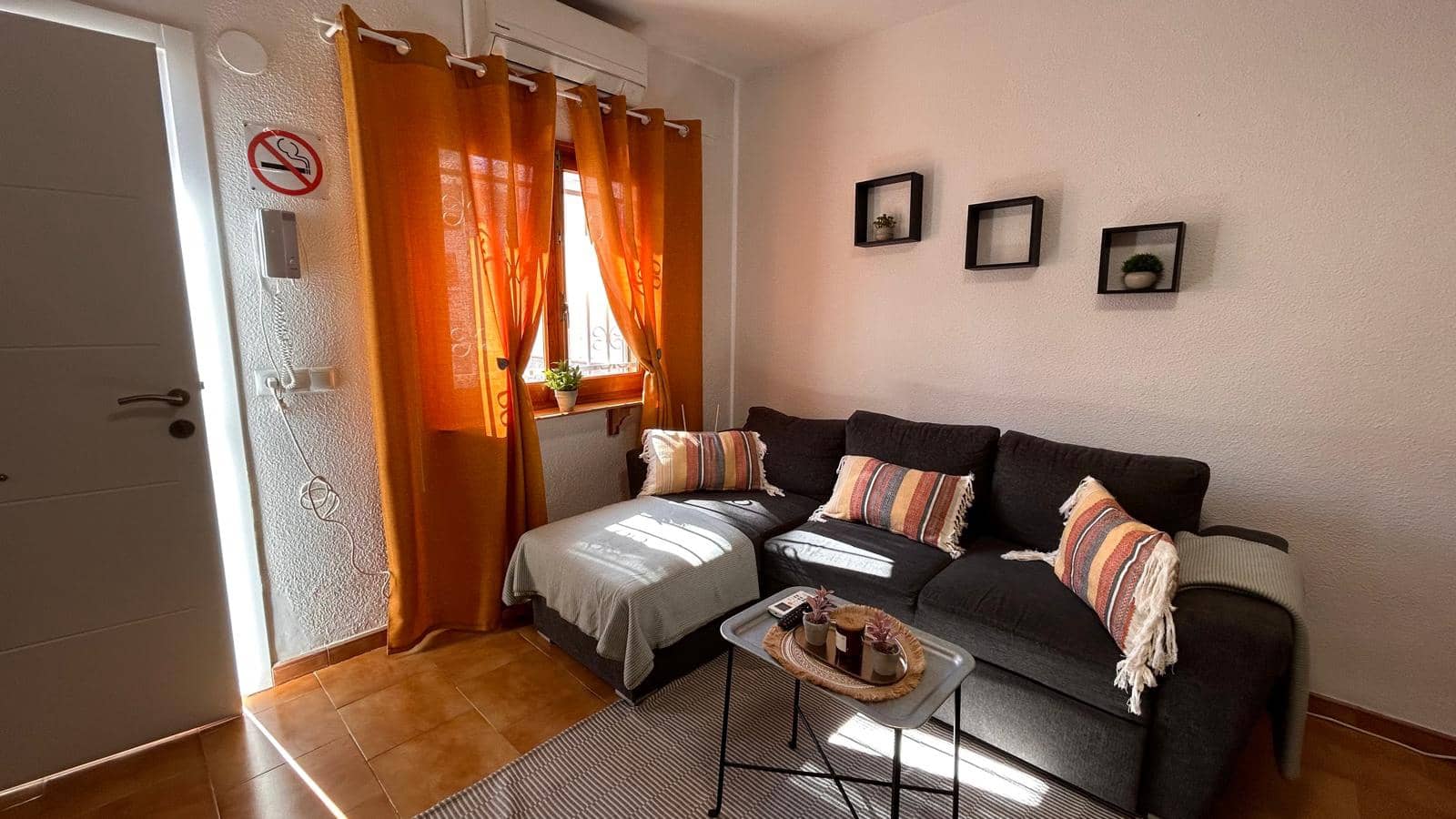 2 soverom Bungalow til leie i Gran Alacant med svømmebasseng - € 850 (Ref: 9944986)
