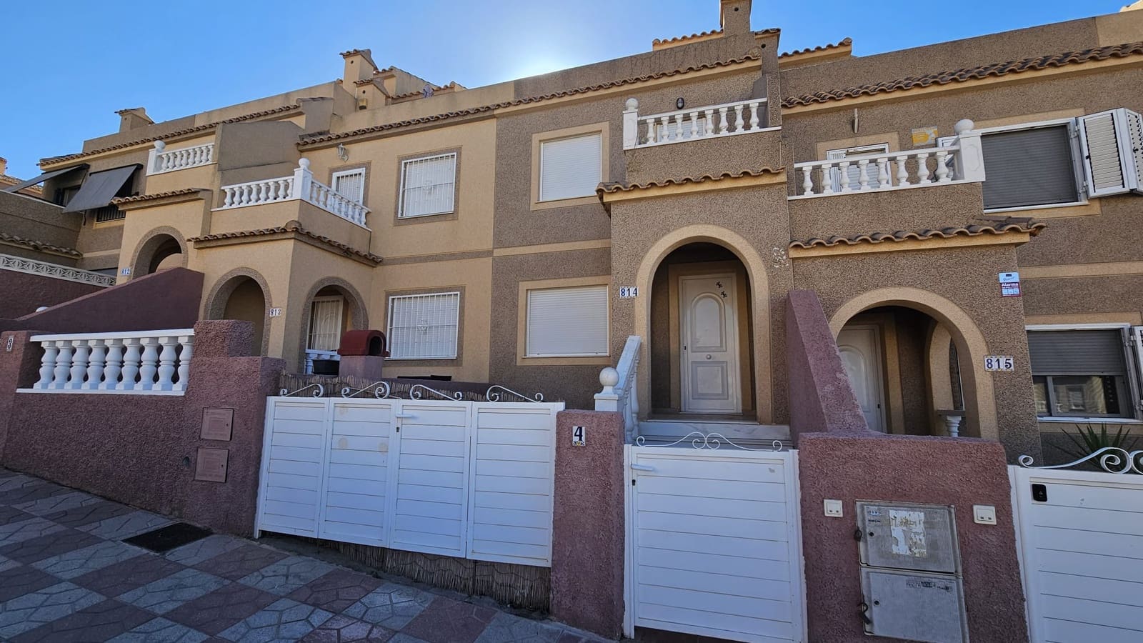 2 bedroom Apartment for sale in Gran Alacant with pool - € 199,000 (Ref: 9966034)