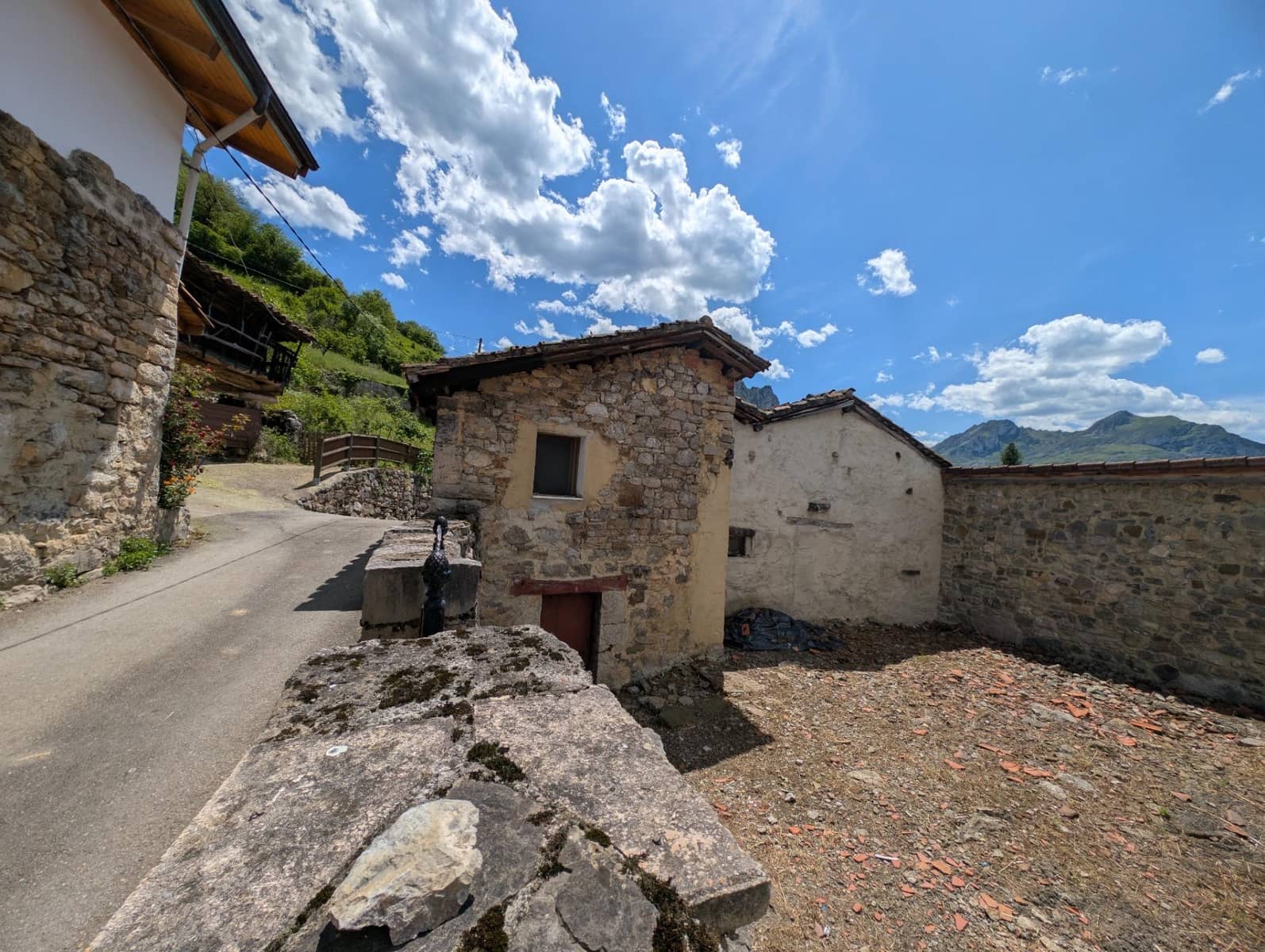 1 camera da letto Finca/Casa di Campagna in vendita in Proaza - 50.000 € (Rif: 10009253)