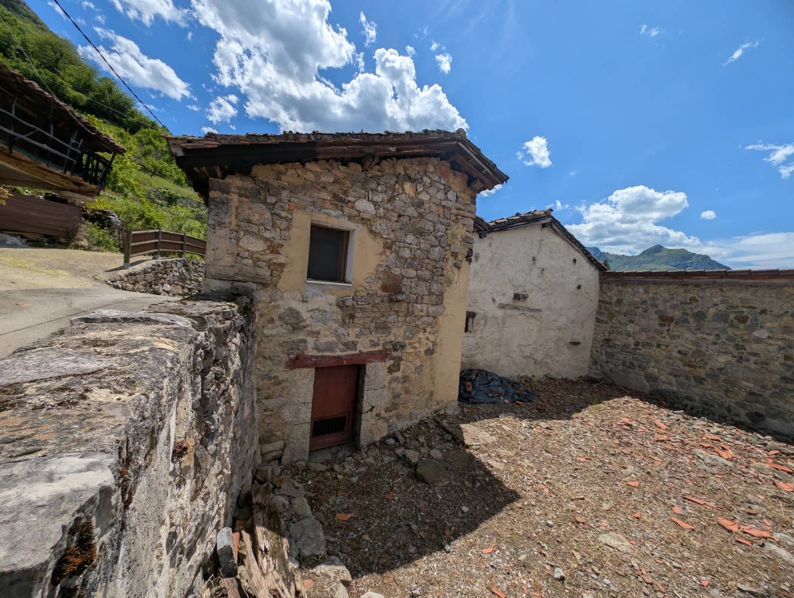 1 camera da letto Finca/Casa di Campagna in vendita in Proaza - 50.000 € (Rif: 10009253)
