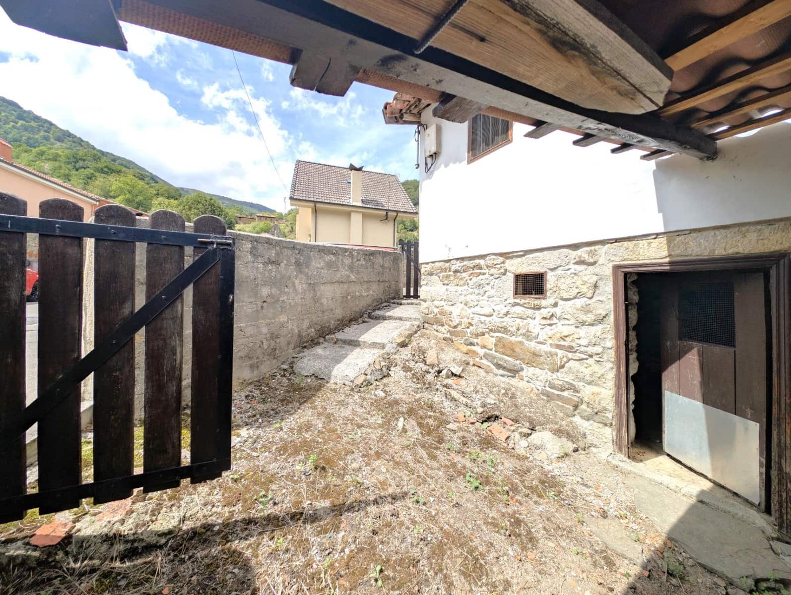 2 slaapkamer Huis te koop in Aller - € 29.300 (Ref: 10030709)