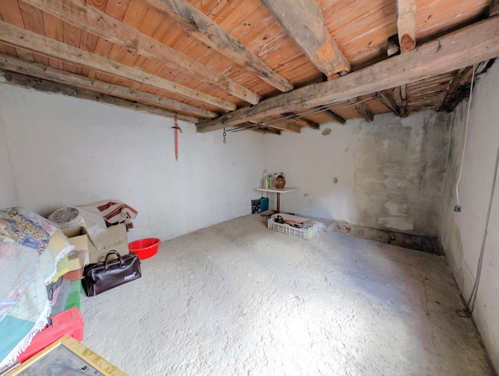 5 slaapkamer Huis te koop in Aller met garage - € 77.600 (Ref: 10041282)