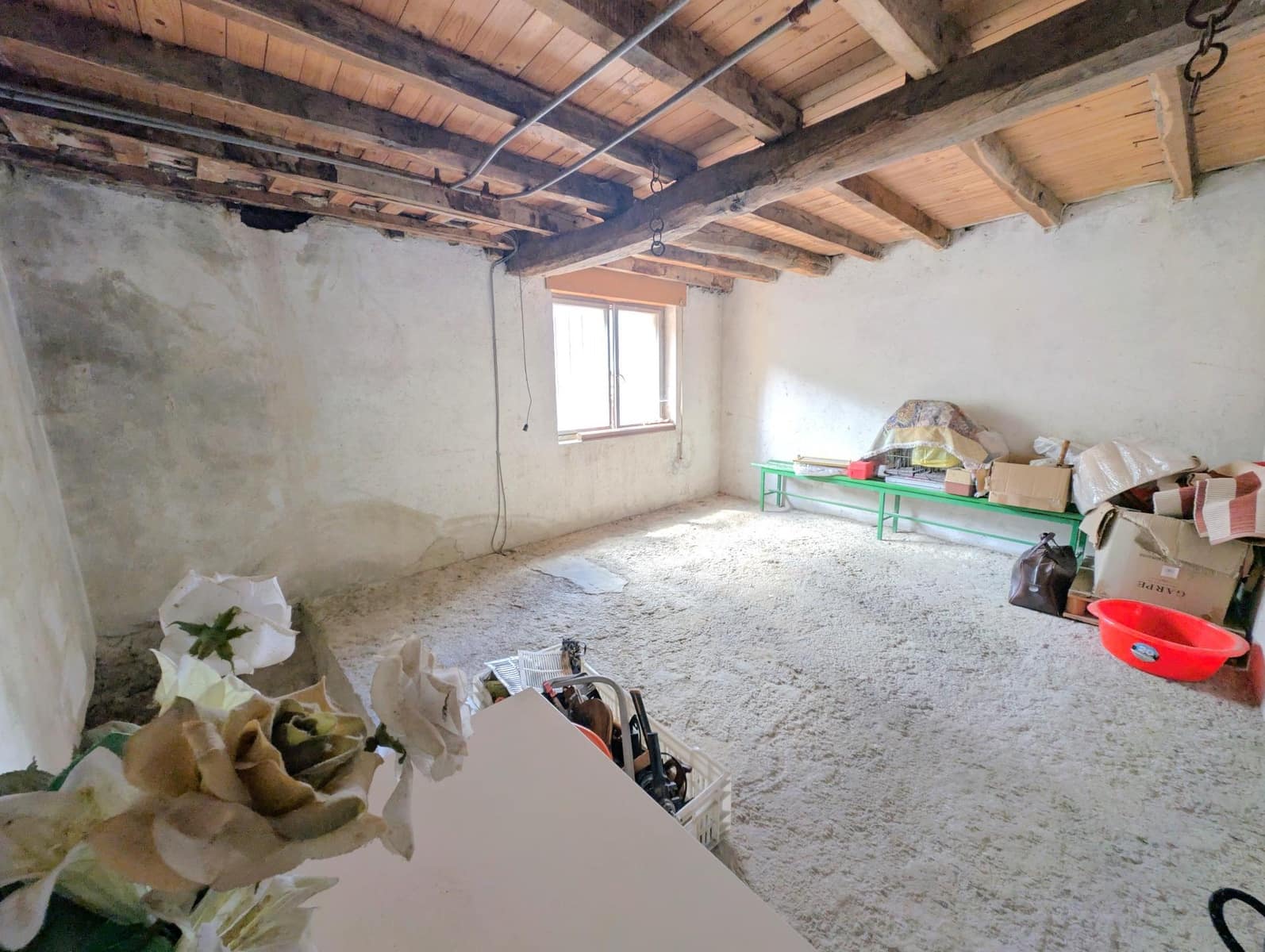 5 slaapkamer Huis te koop in Aller met garage - € 77.600 (Ref: 10041282)