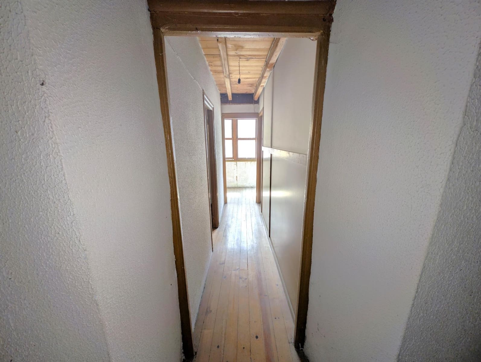5 slaapkamer Huis te koop in Aller met garage - € 77.600 (Ref: 10041282)