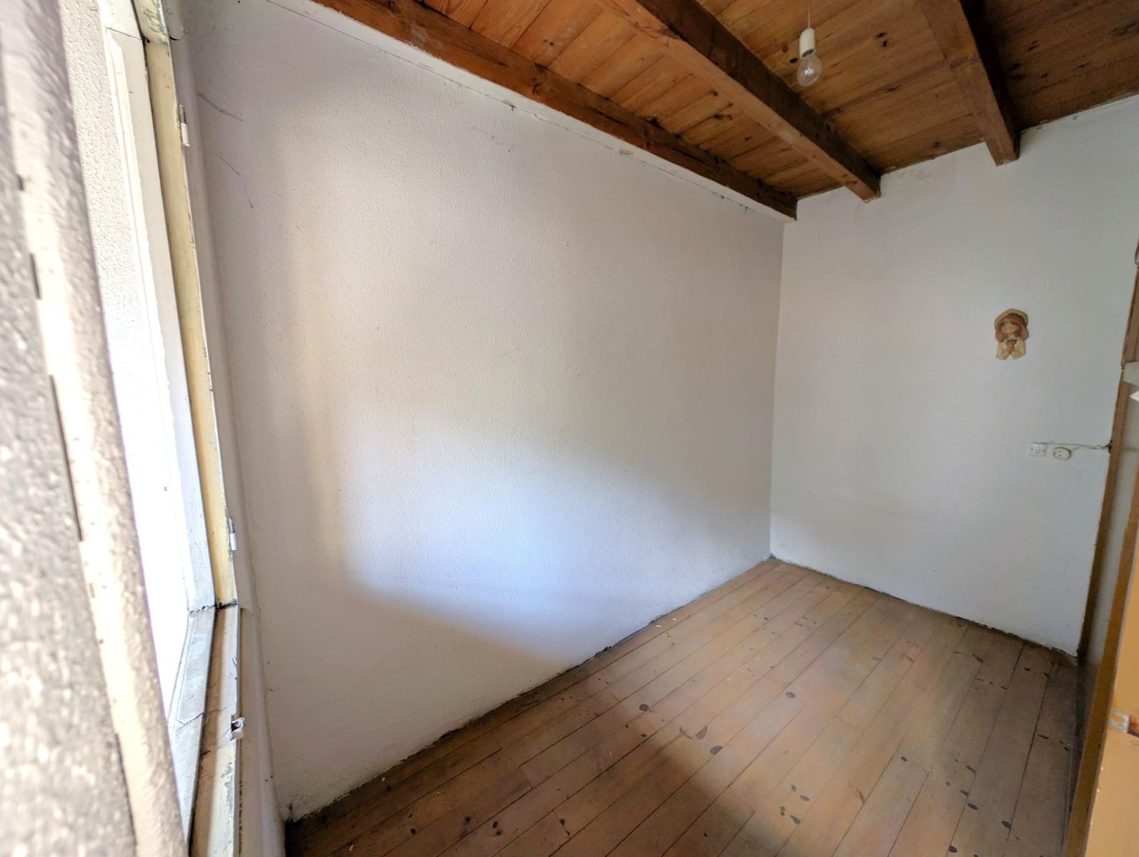 5 slaapkamer Huis te koop in Aller met garage - € 77.600 (Ref: 10041282)