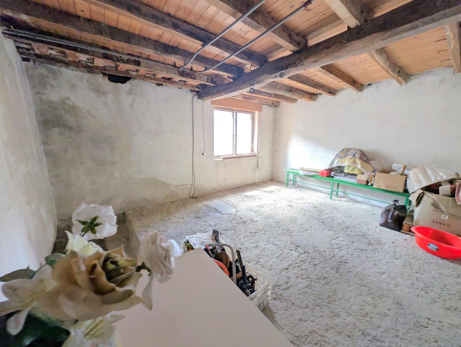 5 slaapkamer Huis te koop in Aller met garage - € 77.600 (Ref: 10041282)