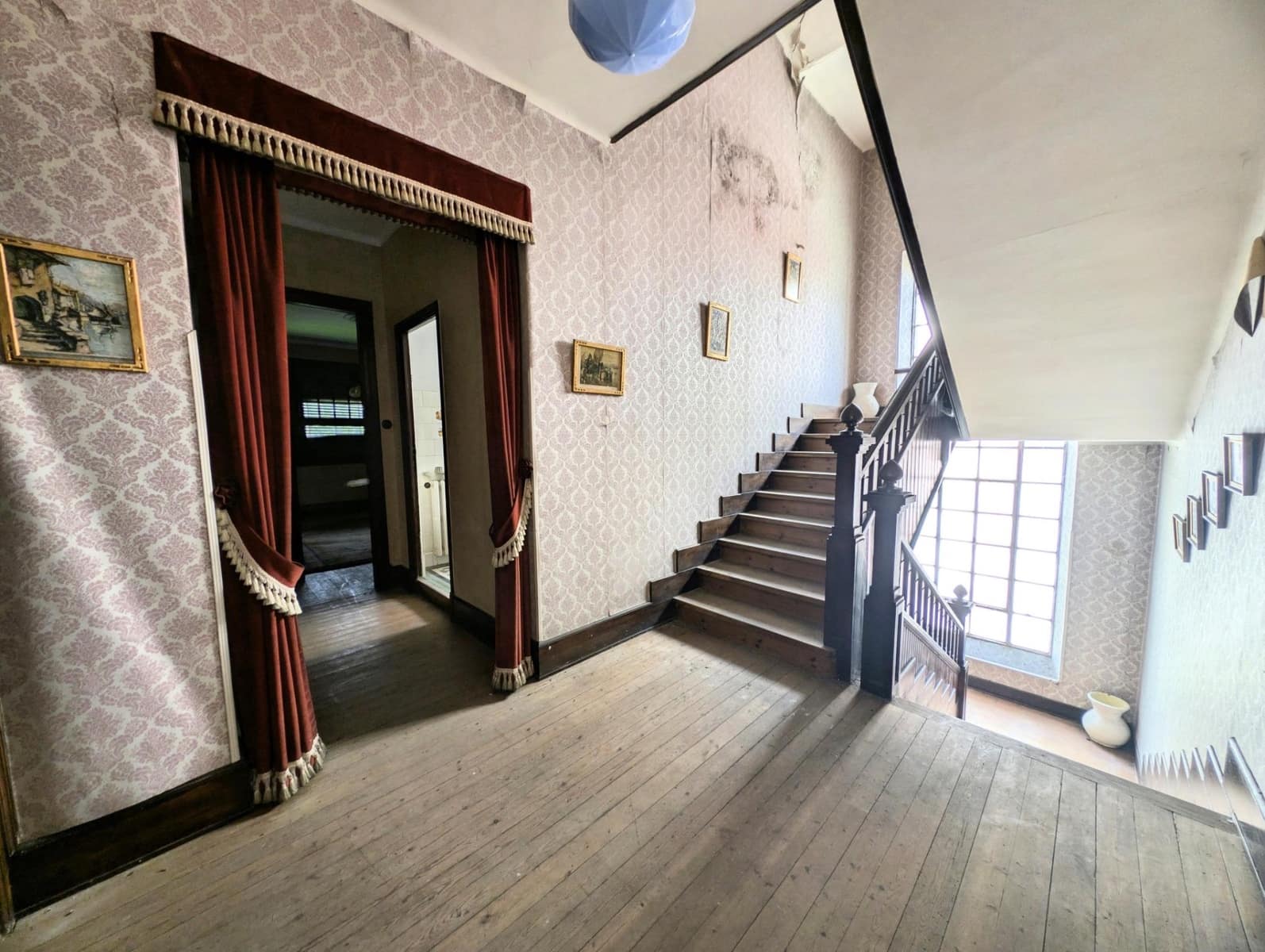 Chalet de 8 habitaciones en Lena en venta con garaje - 630.000 € (Ref: 9806832)