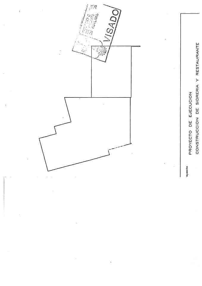 Hotelli myytävänä paikassa Llanera mukana 
autotalli - 650 000 € (Ref: 9806833)