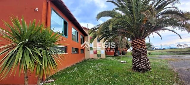 Hotelli myytävänä paikassa Llanera mukana 
autotalli - 650 000 € (Ref: 9806833)