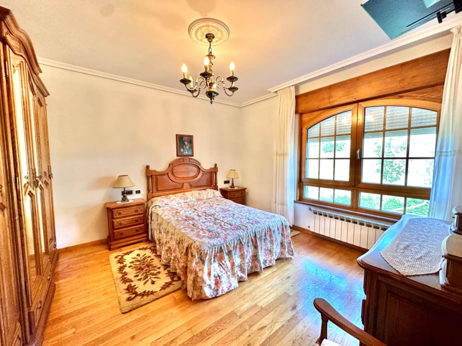 Chalet de 6 habitaciones en Valdés en venta con piscina garaje - 596.000 € (Ref: 9806834)