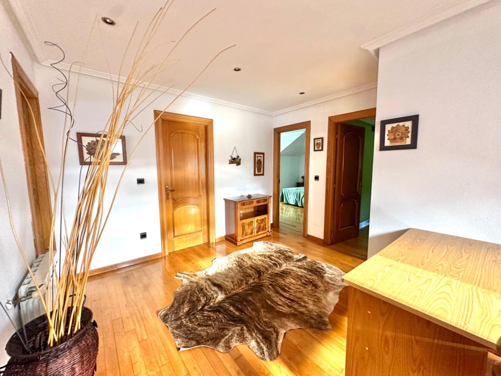 Chalet de 6 habitaciones en Valdés en venta con piscina garaje - 596.000 € (Ref: 9806834)