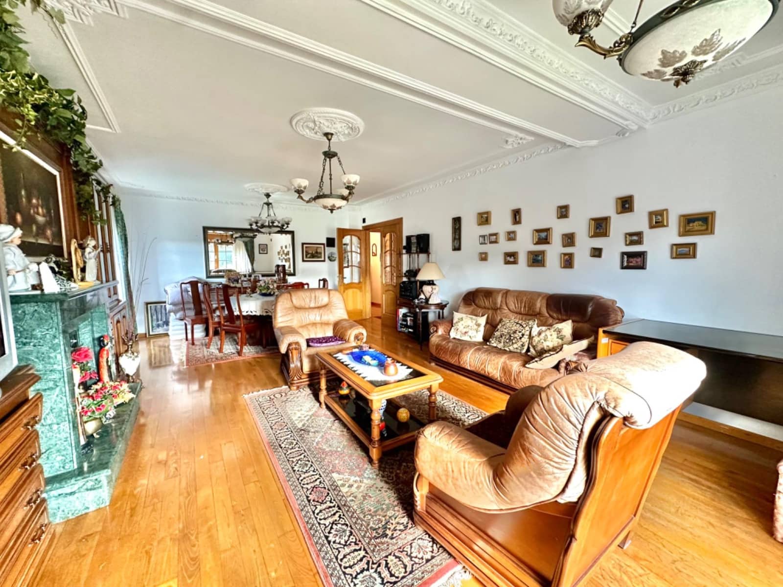 6 soverom Villa til salgs i Valdes med svømmebasseng garasje - € 596 000 (Ref: 9806834)