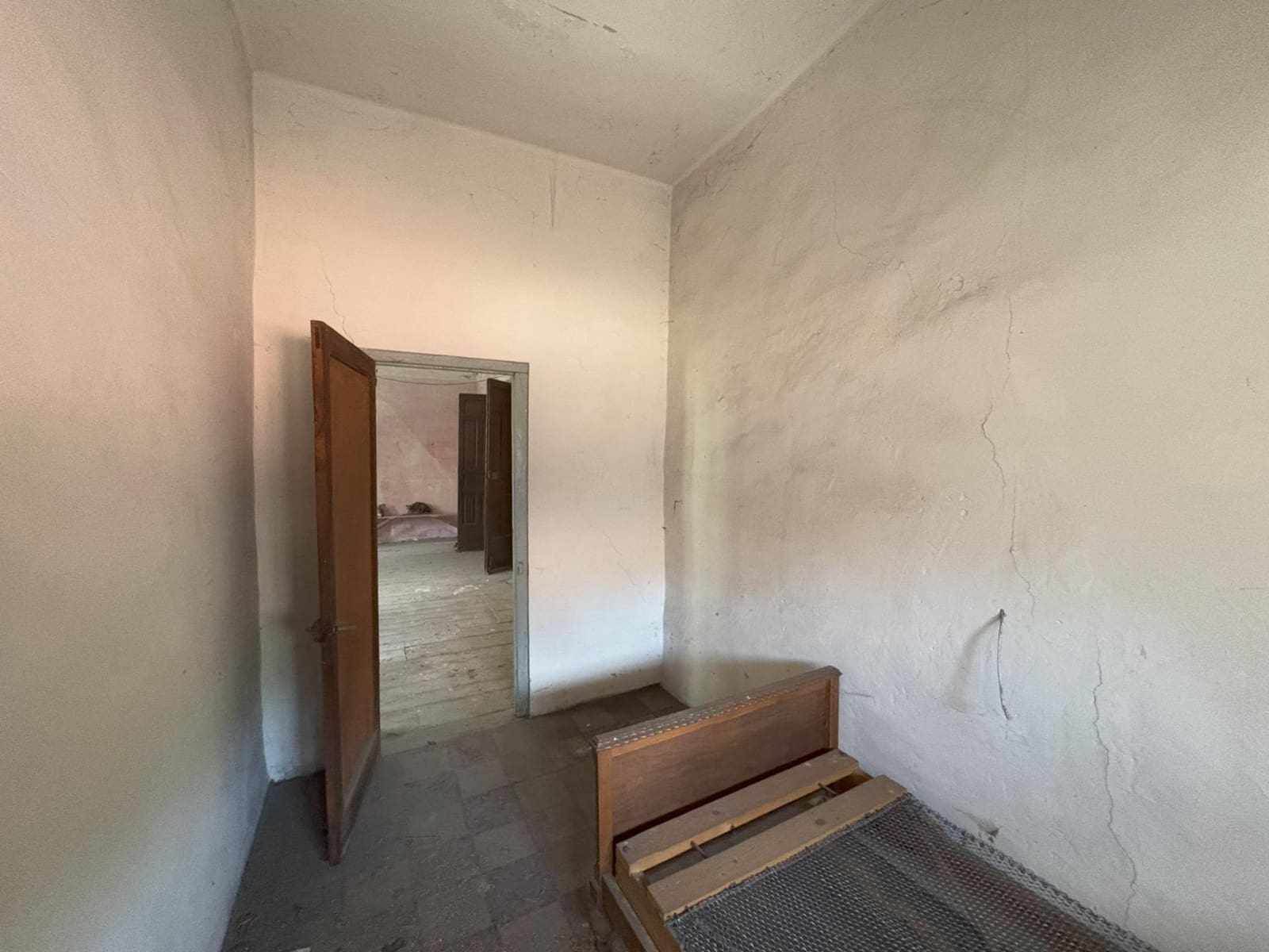 12 sovrum Villa till salu i Aller - 220 000 € (Ref: 9806835)