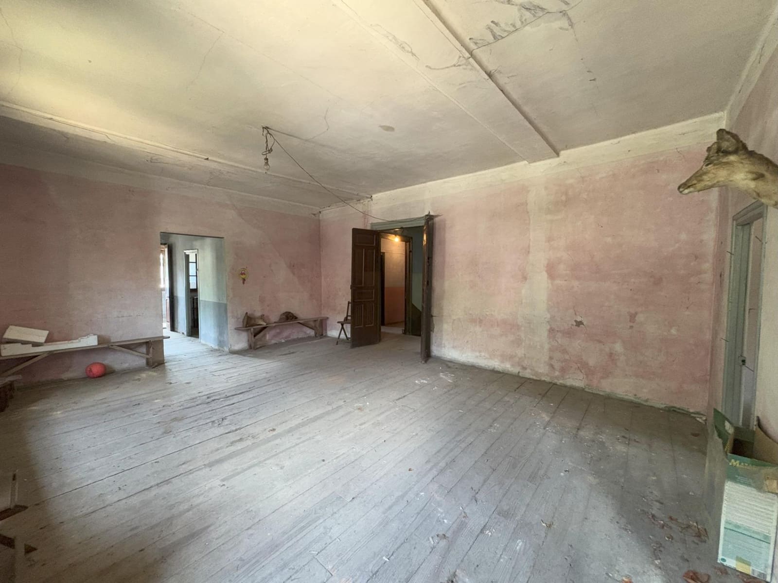 12 sovrum Villa till salu i Aller - 220 000 € (Ref: 9806835)