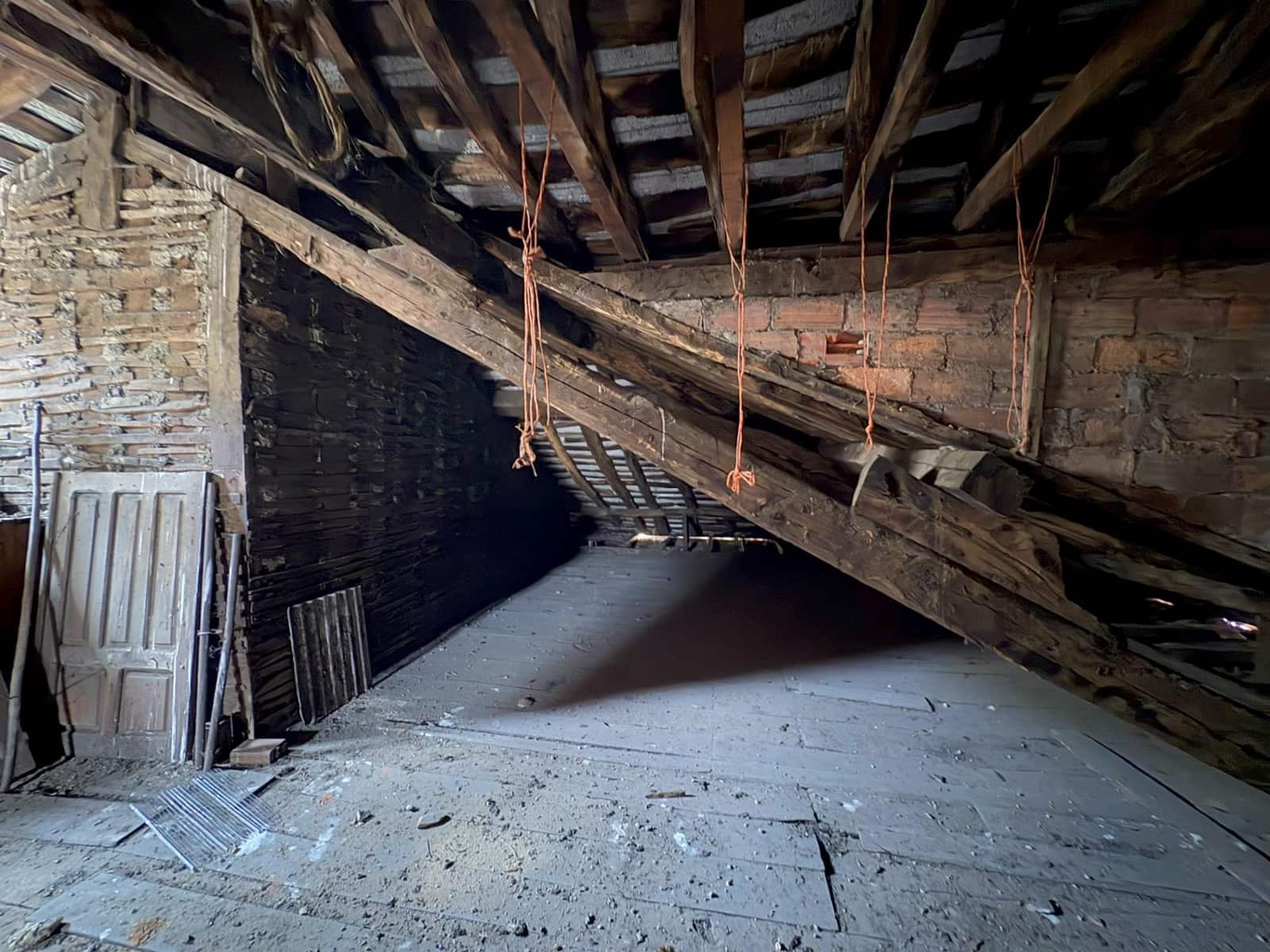 12 sovrum Villa till salu i Aller - 220 000 € (Ref: 9806835)