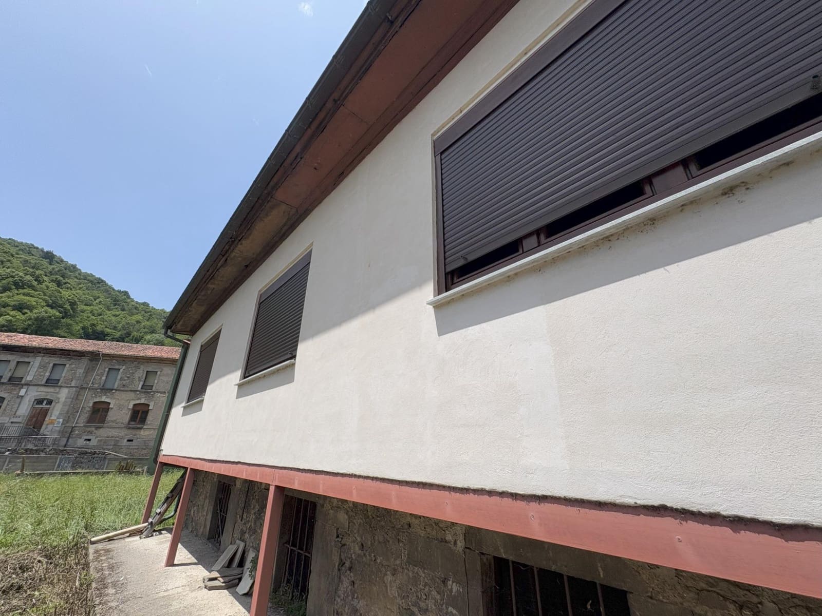 12 sovrum Villa till salu i Aller - 220 000 € (Ref: 9806835)